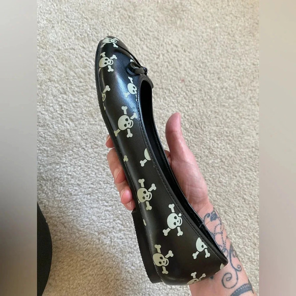 Glow in the dark skull ballerina flats size 7 - Picture 7 of 7